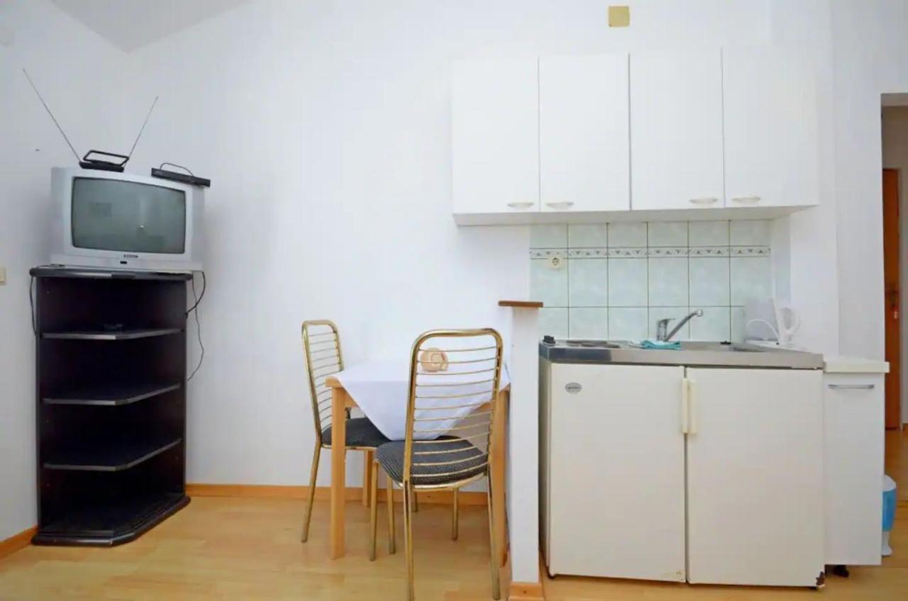Apartments And Rooms Barbara Lastovo المظهر الخارجي الصورة