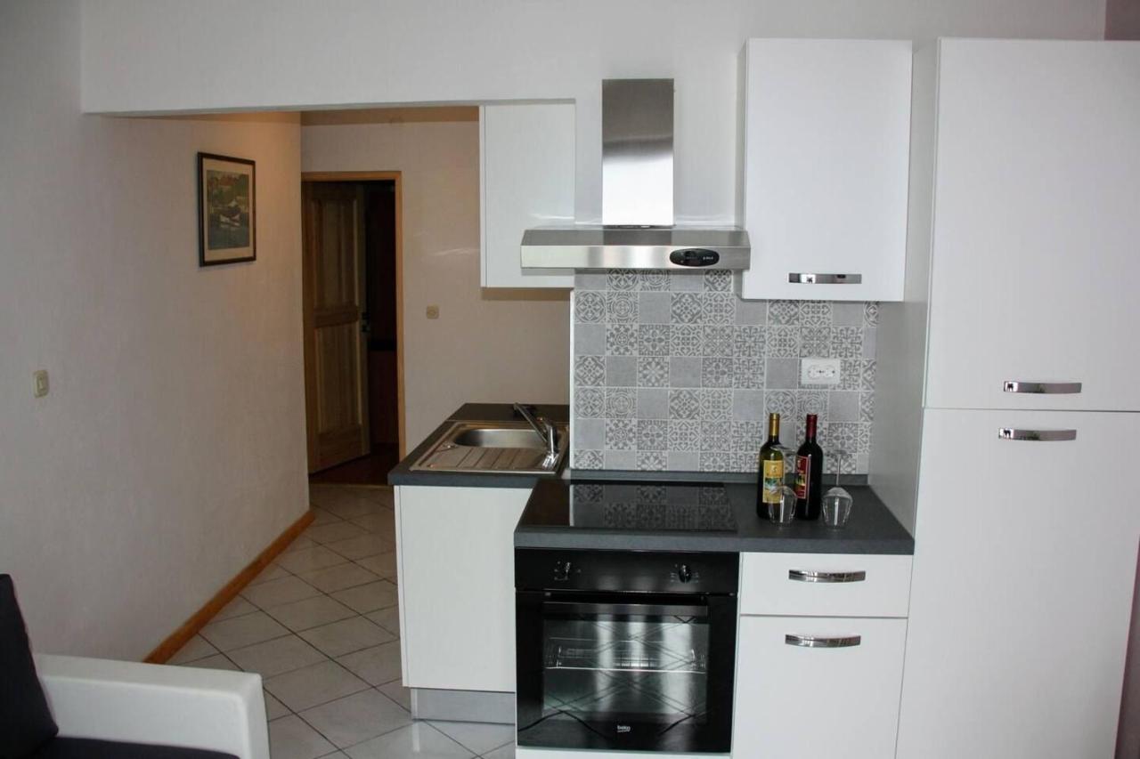 Apartments And Rooms Barbara Lastovo المظهر الخارجي الصورة