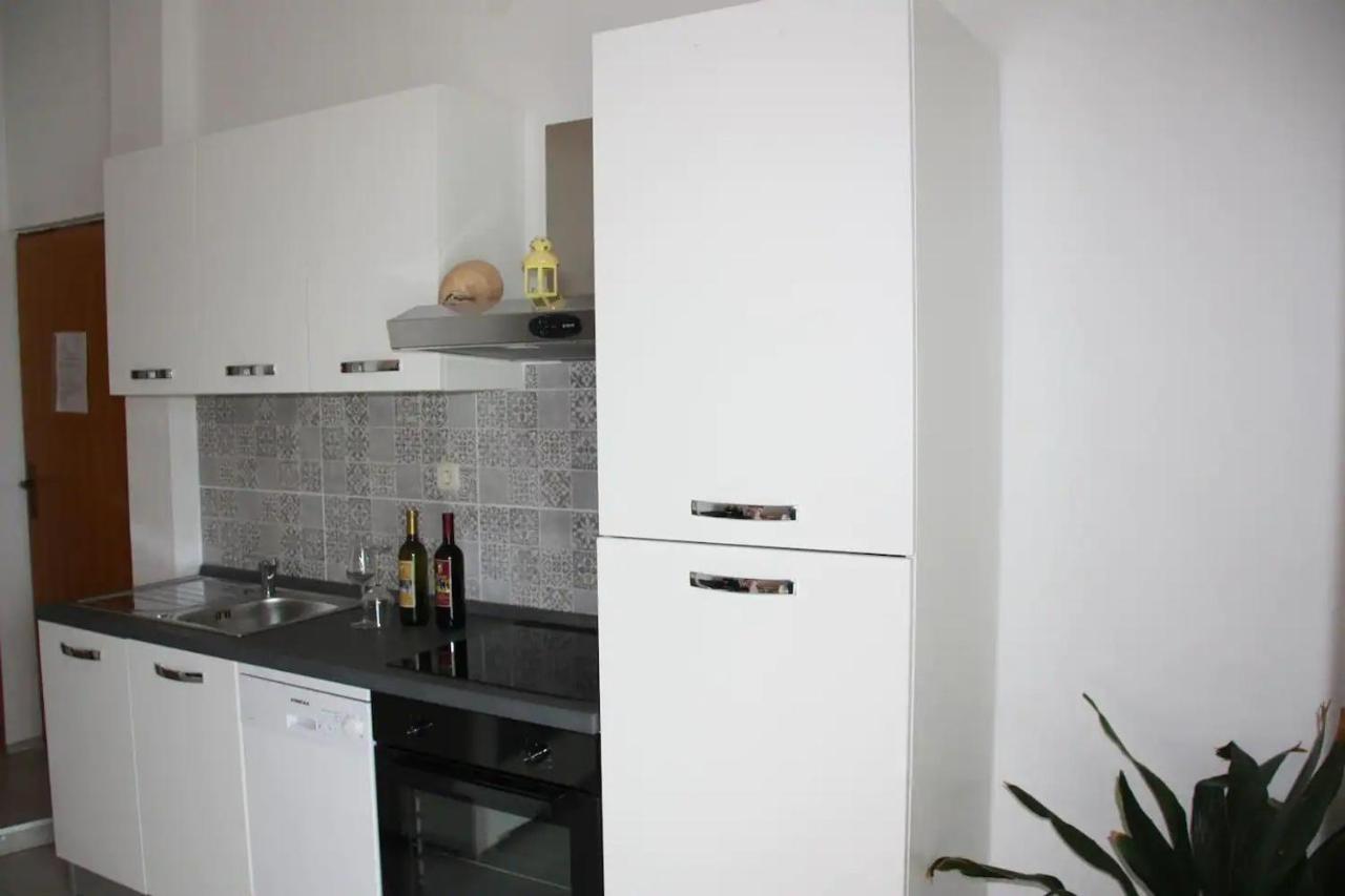 Apartments And Rooms Barbara Lastovo المظهر الخارجي الصورة